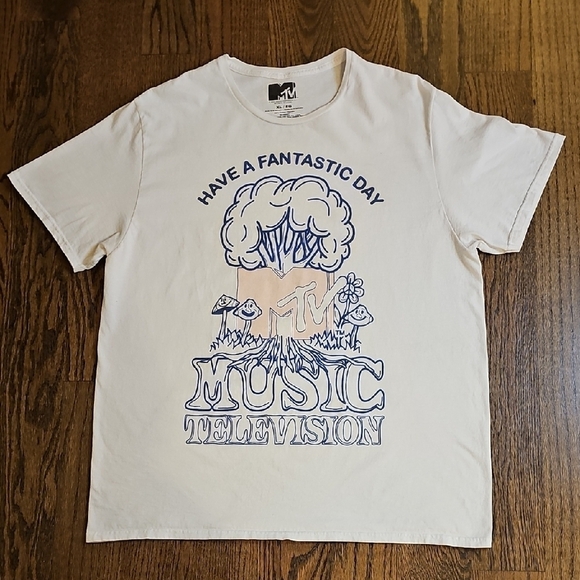 MTV Other - Retro Trippy MTV Cream Tee with Blue Graphic